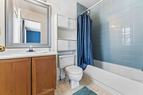Photo 18 at 648 Brome Crescent, Fallingbrook/Ridgemount, Orleans