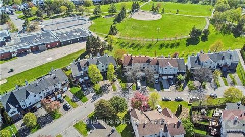 Photo 32 at 648 Brome Crescent, Fallingbrook/Ridgemount, Orleans