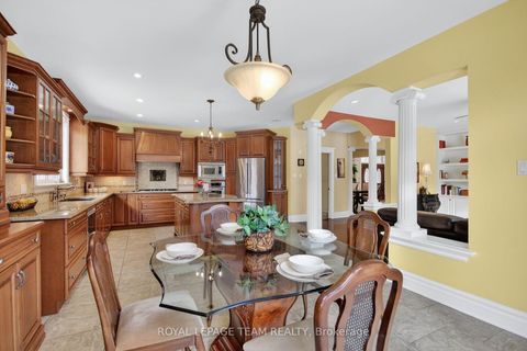 Photo 14 at 104 Sentinel Pine Way, Huntley Ward (South East), Carp