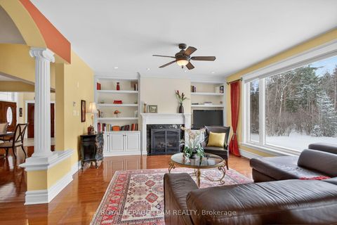 Photo 18 at 104 Sentinel Pine Way, Huntley Ward (South East), Carp