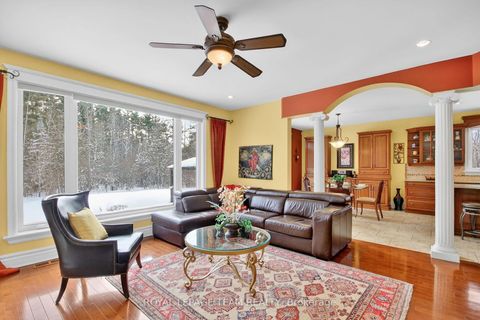 Photo 20 at 104 Sentinel Pine Way, Huntley Ward (South East), Carp