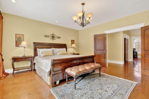 Photo 21 at 104 Sentinel Pine Way, Huntley Ward (South East), Carp