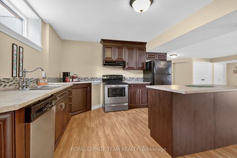 Photo 37 at 104 Sentinel Pine Way, Huntley Ward (South East), Carp