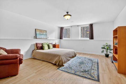 Photo 41 at 104 Sentinel Pine Way, Huntley Ward (South East), Carp