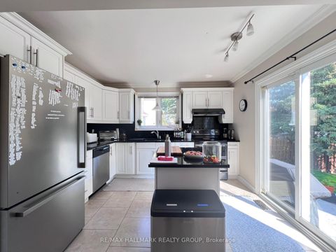 Photo 12 at 4 Cadence Gate, Bridlewood, Kanata