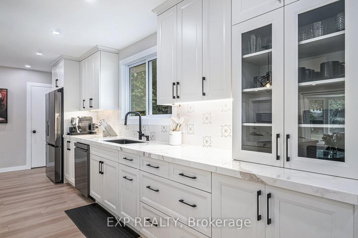 Photo 4 at 3 St Remy Drive, Nepean (Pheasant Run), Ottawa