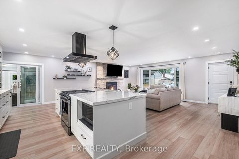 Photo 3 at 3 St Remy Drive, Nepean (Pheasant Run), Ottawa