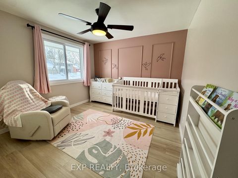 Photo 10 at 3 St Remy Drive, Nepean (Pheasant Run), Ottawa