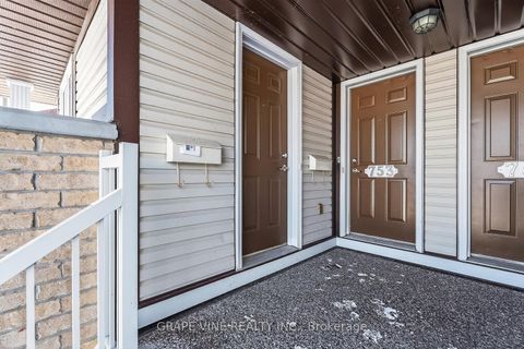 Photo 3 at 755 Lakeridge Drive, Avalon East, Orleans