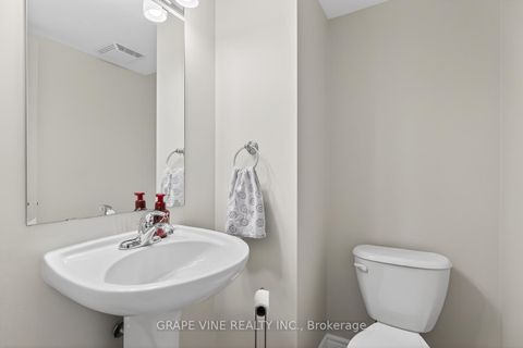 Photo 11 at 755 Lakeridge Drive, Avalon East, Orleans