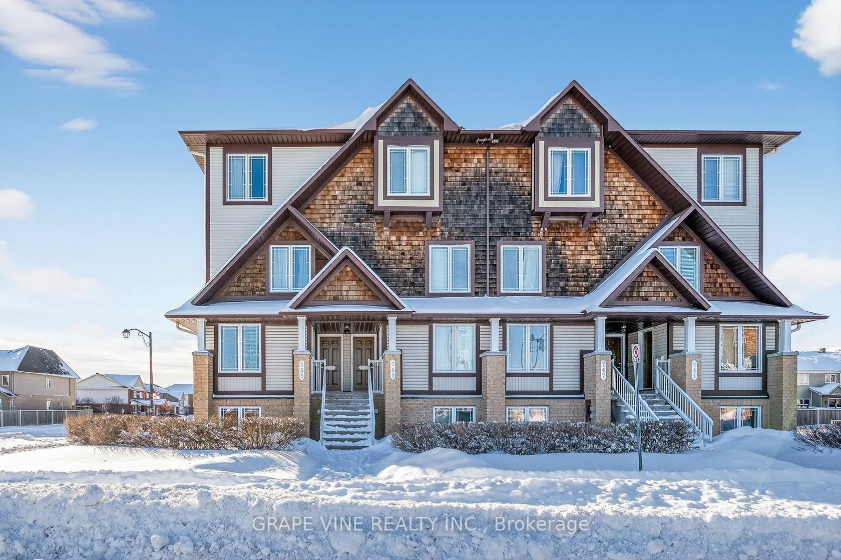 755 Lakeridge Drive, Avalon East, Orleans 2