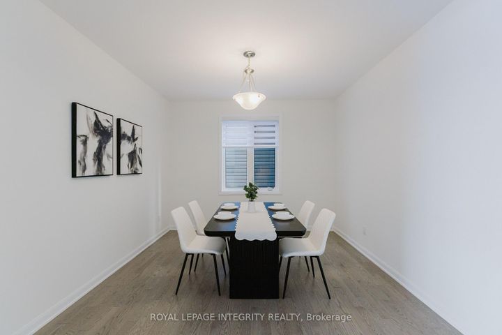 Photo 7 at 850 Cappamore Drive, Nepean (Half Moon Bay), Ottawa