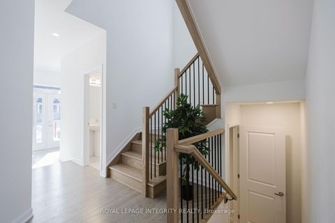 Photo 3 at 850 Cappamore Drive, Nepean (Half Moon Bay), Ottawa