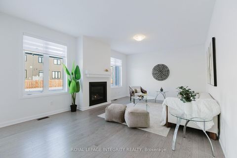 Photo 4 at 850 Cappamore Drive, Nepean (Half Moon Bay), Ottawa