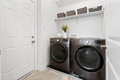 Photo 16 at 2038 Allegrini Terrace, Emerald Meadows/Trailwest, Kanata