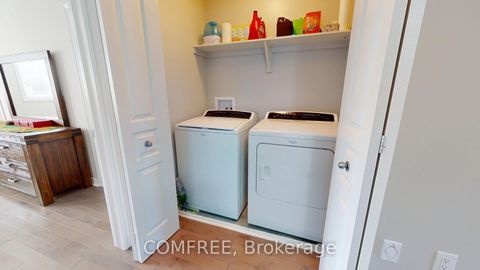 Photo 16 at 433 Barrick Hill Road, Emerald Meadows/Trailwest, Kanata