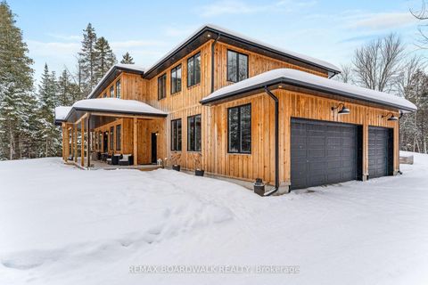 Photo 1 at 150 Maclarens Side Road, Woodlawn/Maclarens Landing/Kilmaurs, Constance Bay