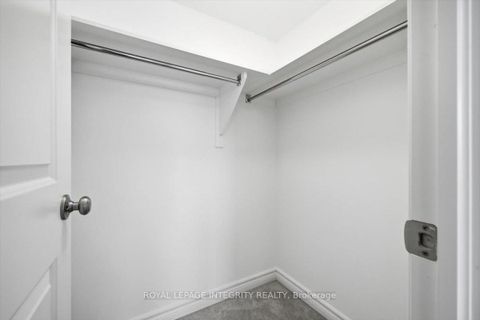 Photo 18 at 41 Carabiner Private, Mer Bleue/Bradley Estates/Anderson Park, Orleans