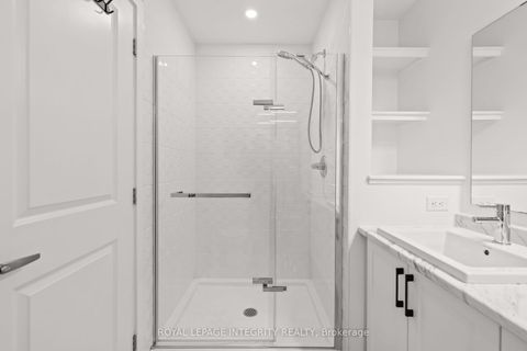 Photo 21 at 264 Monticello Avenue, Emerald Meadows/Trailwest, Kanata