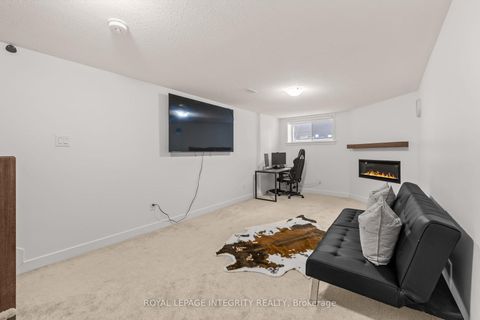 Photo 30 at 264 Monticello Avenue, Emerald Meadows/Trailwest, Kanata