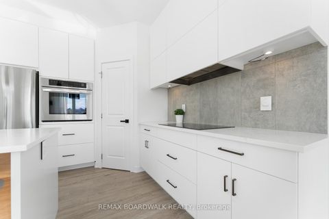 Photo 18 at 17 Fanning Street, Carleton Place