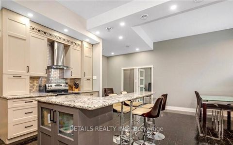 Photo 4 at 698 Cooper Street, Ottawa Centre