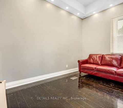 Photo 8 at 698 Cooper Street, Ottawa Centre