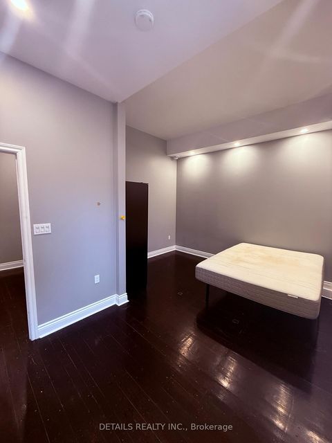 Photo 9 at 698 Cooper Street, Ottawa Centre