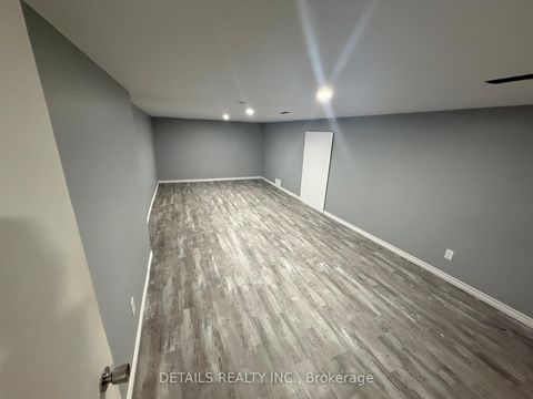 Photo 13 at 698 Cooper Street, Ottawa Centre