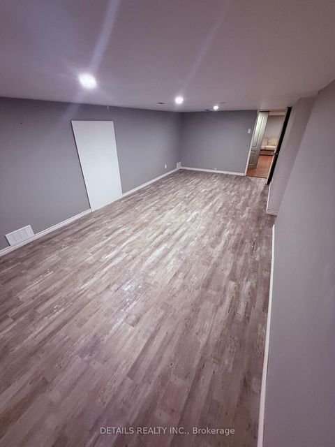 Photo 14 at 698 Cooper Street, Ottawa Centre