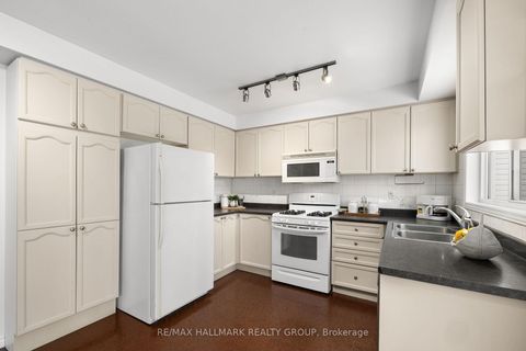 Photo 8 at 60 Ipswich Terrace, Morgan's Grant/South March, Kanata