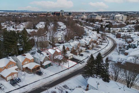 Photo 38 at 60 Ipswich Terrace, Morgan's Grant/South March, Kanata