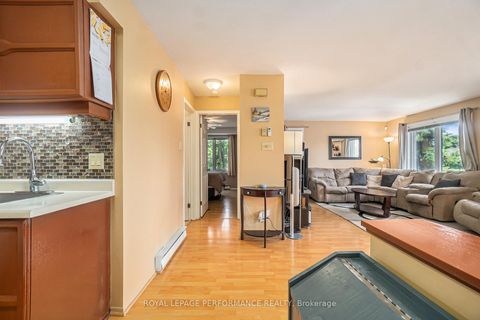 Photo 2 at 201 - 1765 Cabaret Lane, Fallingbrook/Pineridge, Orleans
