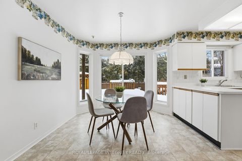 Photo 16 at 11 Rosethorn Way, Bridlewood, Kanata