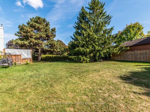 Photo 30 at 94 Bujold Court, Katimavik, Kanata