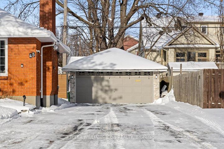 Photo 4 at 45 Epworth Avenue, Nepean (Meadowlands/St. Claire Gardens), Ottawa