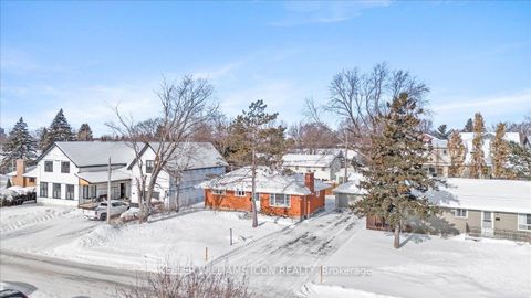 Photo 3 at 45 Epworth Avenue, Nepean (Meadowlands/St. Claire Gardens), Ottawa