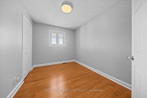 Photo 21 at 45 Epworth Avenue, Nepean (Meadowlands/St. Claire Gardens), Ottawa