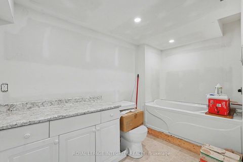 Photo 17 at 8688 Hwy 511 Highway, Lanark Highlands (Darling) Twp, Lanark Highlands