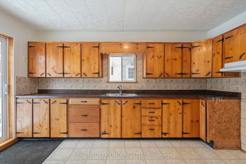 Photo 11 at 134 Catharine Street, Carleton Place