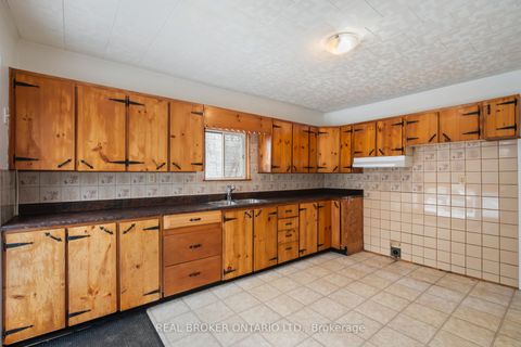 Photo 12 at 134 Catharine Street, Carleton Place