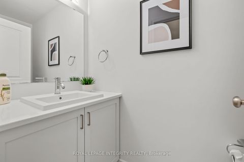 Photo 16 at 229 Osterley Way, Stittsville (South), Stittsville