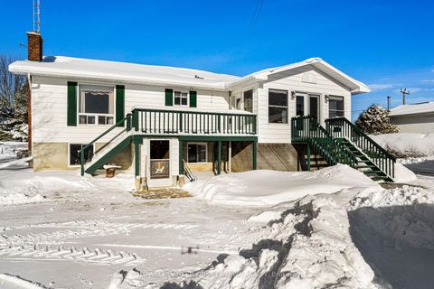 Photo 1 at 117 Perth Road, Beckwith Twp, Beckwith