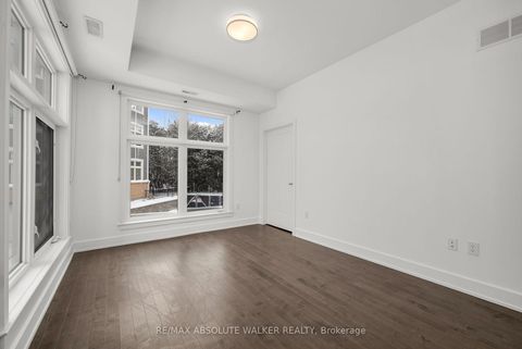 Photo 33 at 101 - 305 Elizabeth Cosgrove Private, Mer Bleue/Bradley Estates/Anderson Park, Orleans