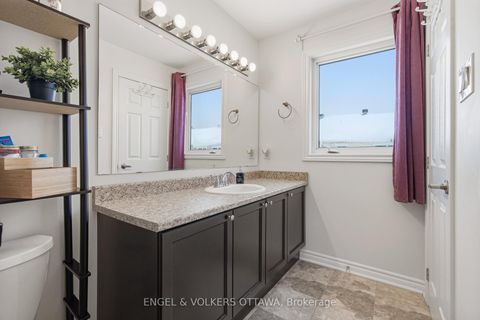 Photo 29 at 476 Coldwater Crescent, Emerald Meadows/Trailwest, Kanata