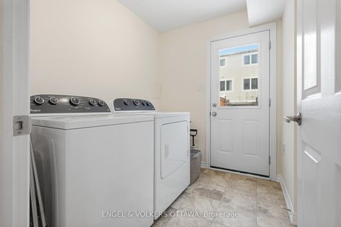 Photo 36 at 476 Coldwater Crescent, Emerald Meadows/Trailwest, Kanata