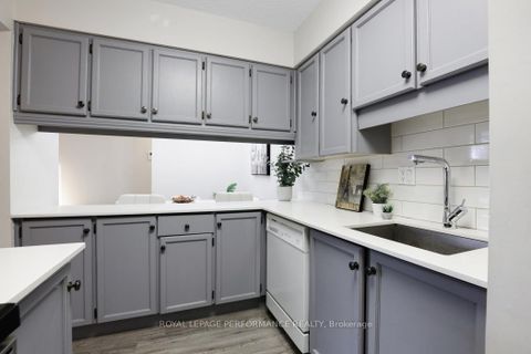 Photo 11 at 2D - 142 Waverley Street, Ottawa Centre/Golden Triangle, Ottawa Centre