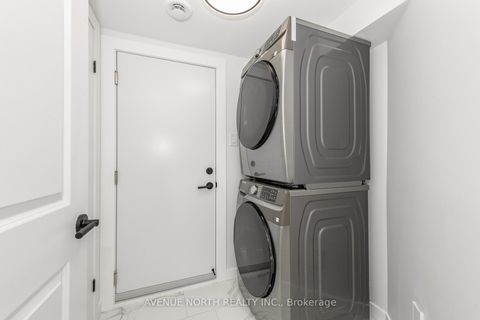 Photo 8 at 10 Streambank Street, Emerald Meadows/Trailwest, Kanata