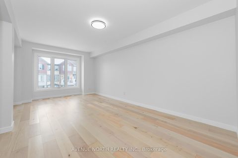 Photo 17 at 10 Streambank Street, Emerald Meadows/Trailwest, Kanata