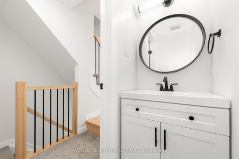 Photo 21 at 10 Streambank Street, Emerald Meadows/Trailwest, Kanata